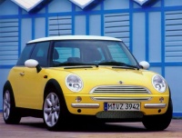 Mini Cooper proglašen za najboljši mali avto v Ameriki