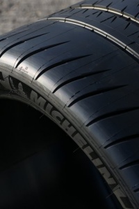Nova pnevmatika MICHELIN Pilot Sport Cup 2 s petimi visokotehnološkimi lastnostm