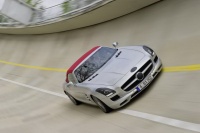 SLS AMG Roadster že nared 