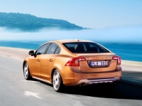 VOLVO S60 bo svetovno premiero doživel v Ženevi