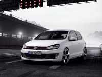 Eksploziven in suveren ? novi Golf GTI