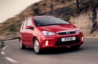 Novi Ford C-MAX vabi nove kupce