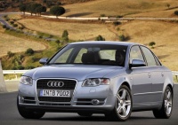 Audi A4  v Parizu