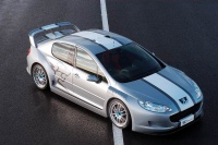 Prve fotografije: Peugeot 407 SW in 407 silhuette